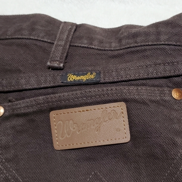 VINTAGE 1980s Wrangler Dark Brown USA Made High Waisted Butt Hugging Jeans - Picture 8 of 9